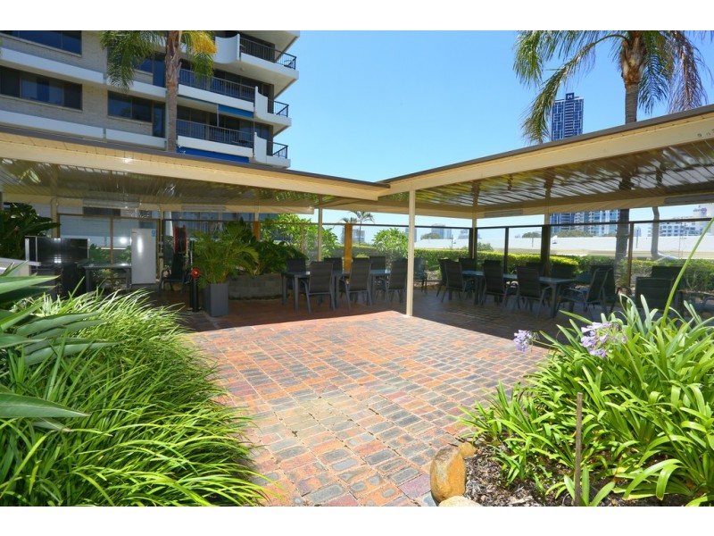 6E/10 Marine Parade ‘Huntington’, Southport QLD 4215