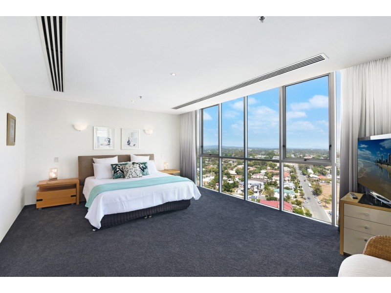 1406/360 “The Grand” Marine Parade, Labrador QLD 4215