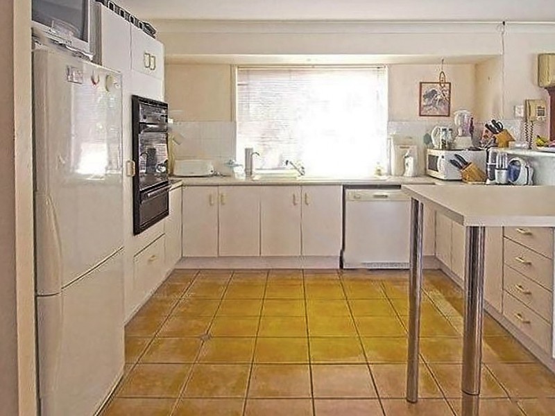 17 Inverness Way, Parkwood QLD 4214