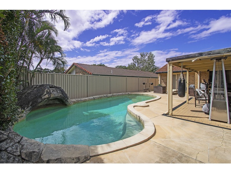 17 Inverness Way, Parkwood QLD 4214