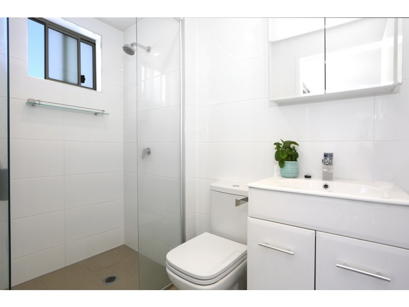 29/22-24 Lather Street, Southport QLD 4215