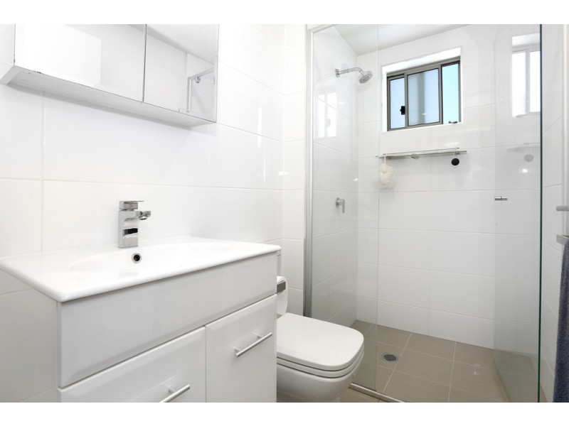 29/22-24 Lather Street, Southport QLD 4215