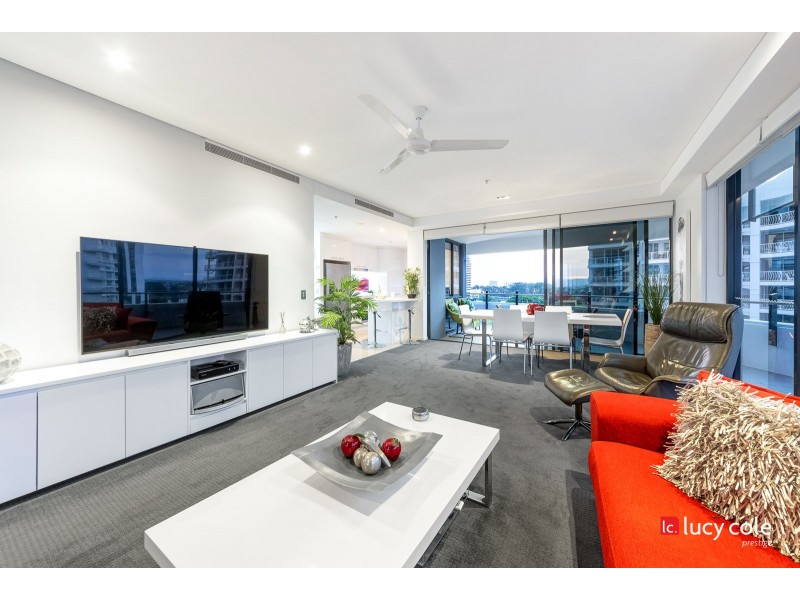 601/89 ‘The Wave’ Surf Parade, Broadbeach QLD 4218