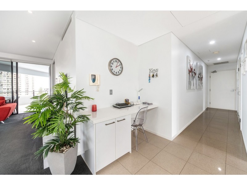 601/89 ‘The Wave’ Surf Parade, Broadbeach QLD 4218