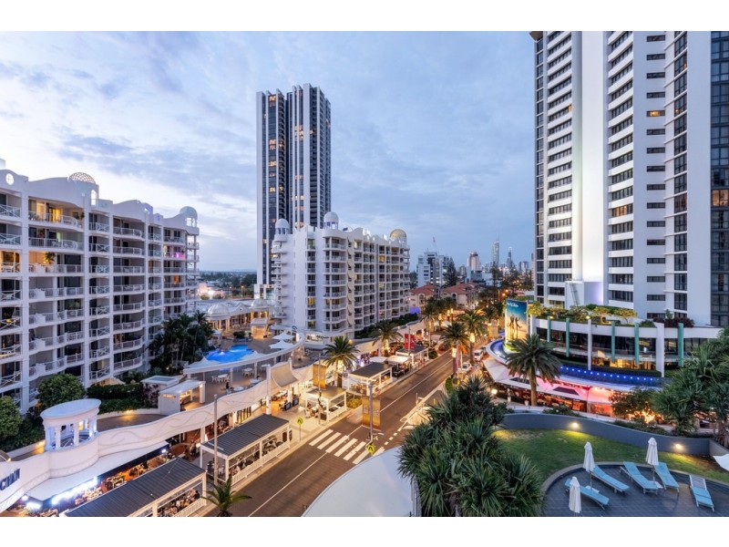 601/89 ‘The Wave’ Surf Parade, Broadbeach QLD 4218