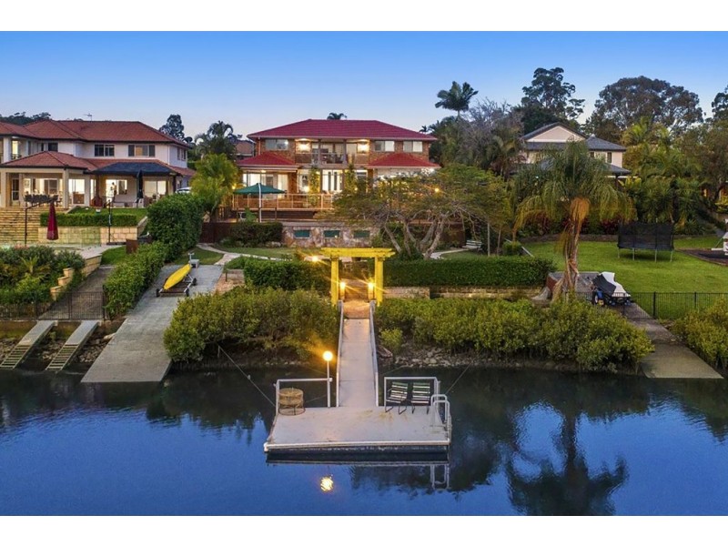 13 Riverbank Court, Ashmore QLD 4214