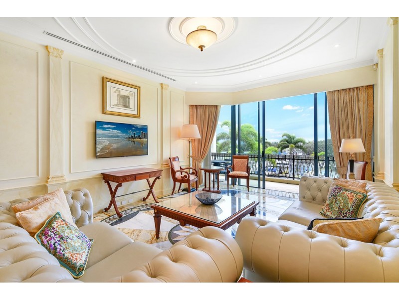 Penthouse Palazzo Versace, 94 Seaworld Drive, Main Beach QLD 4217