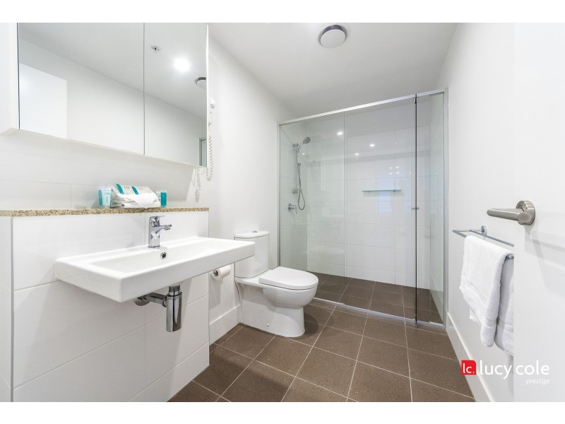 18 ‘Synergy’ 2728-2733 Gold Coast Highway, Broadbeach QLD 4218