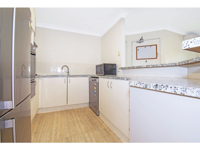 42/32-42 Beach Parade, Surfers Paradise QLD 4217