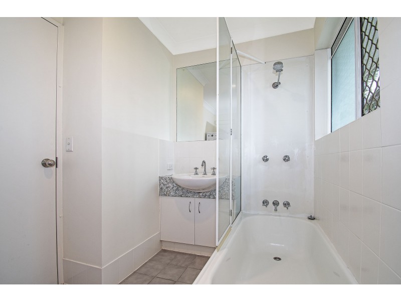 42/32-42 Beach Parade, Surfers Paradise QLD 4217