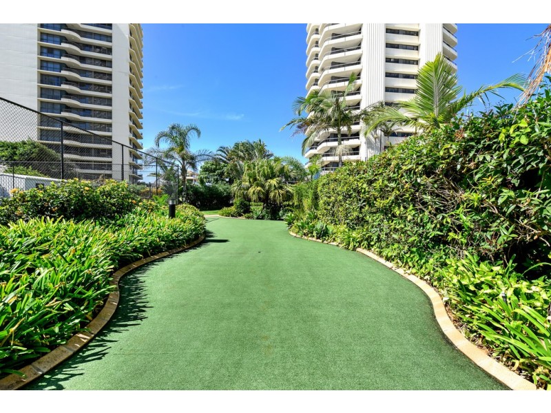 17 3510 ‘Silverpoint’, Main Beach Parade, Main Beach QLD 4217