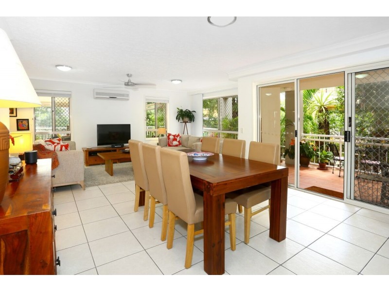 2/78-80 Stanhill Drive, Chevron Island QLD 4217