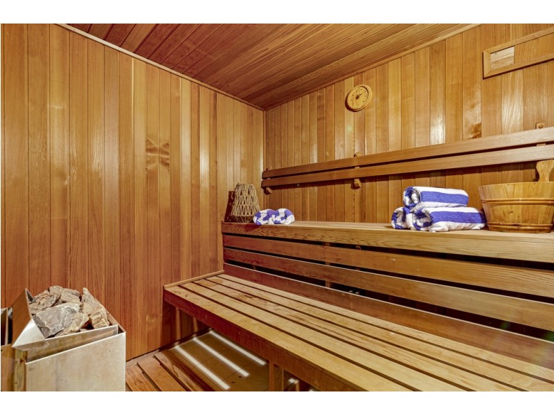 55 Cessnock Close, Mermaid Waters QLD 4218