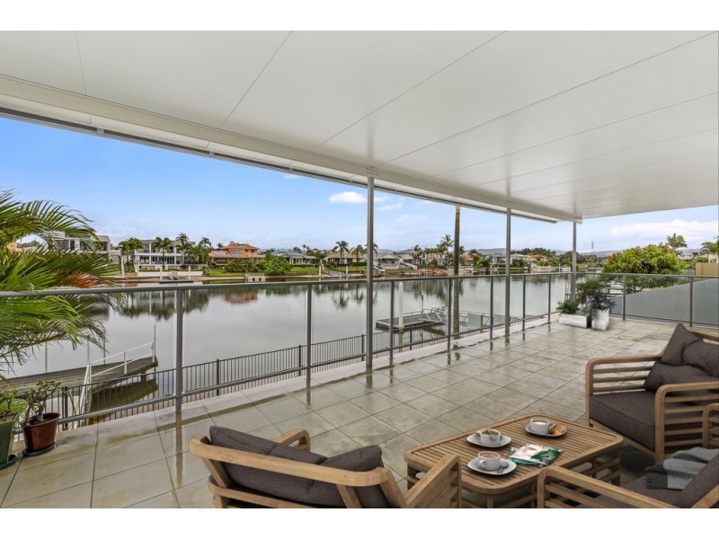 55 Cessnock Close, Mermaid Waters QLD 4218