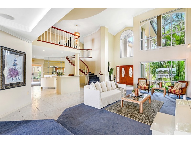 132 Port Jackson Blvd, Clear Island Waters QLD 4226