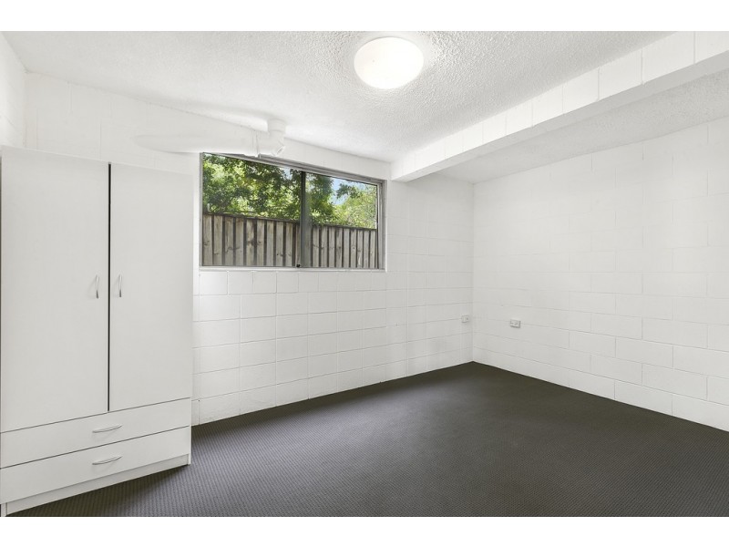 40 Karina Crescent, Broadbeach Waters QLD 4218