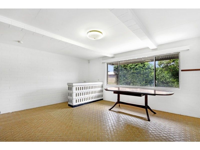40 Karina Crescent, Broadbeach Waters QLD 4218
