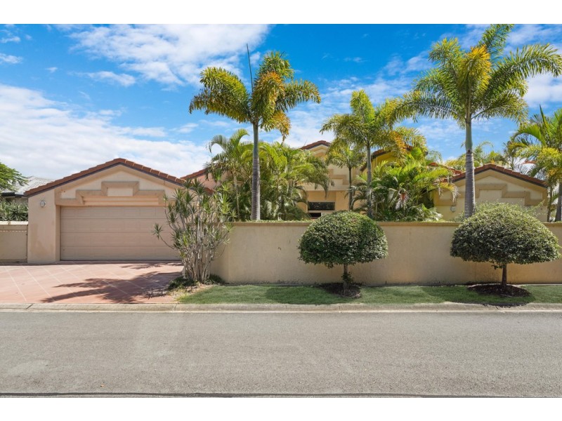 53/40 Cotlew Street East, Southport QLD 4215
