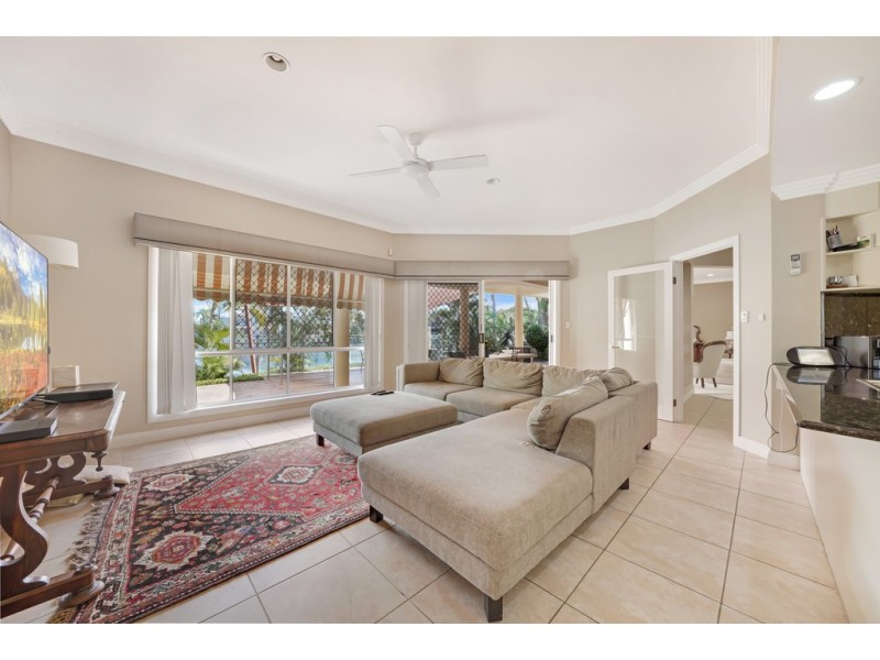 53/40 Cotlew Street East, Southport QLD 4215