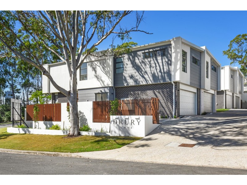 26-28 Drury Ave, Southport QLD 4215