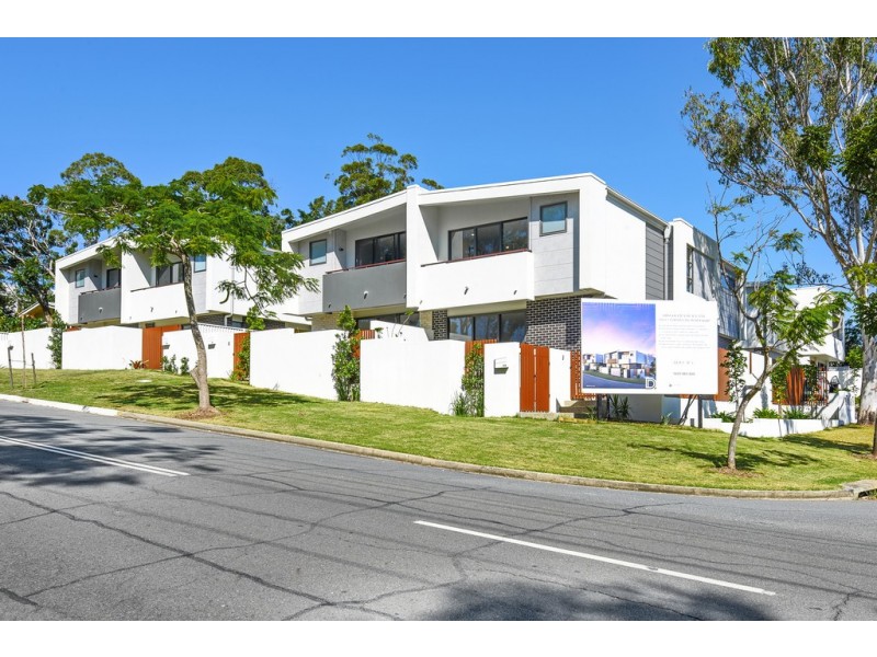 26-28 Drury Ave, Southport QLD 4215