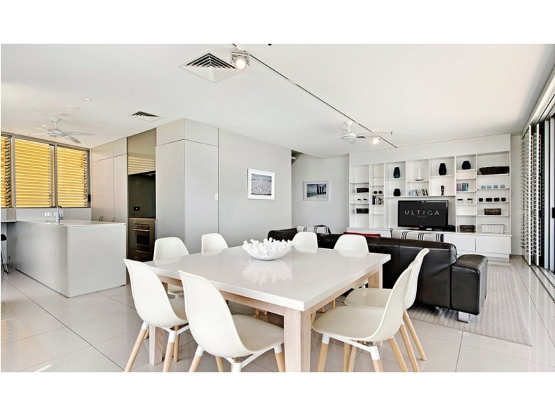 3205/159 ‘Air on Broadbeach’ Old Burleigh Road, Broadbeach QLD 4218