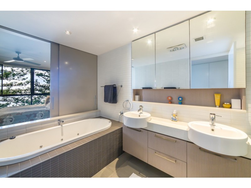 1302/323 Allisee 323 Bayview Street, Hollywell QLD 4216