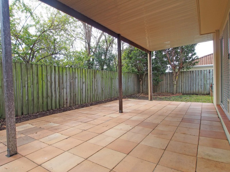 12 Harrow Court, Arundel QLD 4214