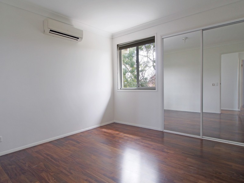 12 Harrow Court, Arundel QLD 4214