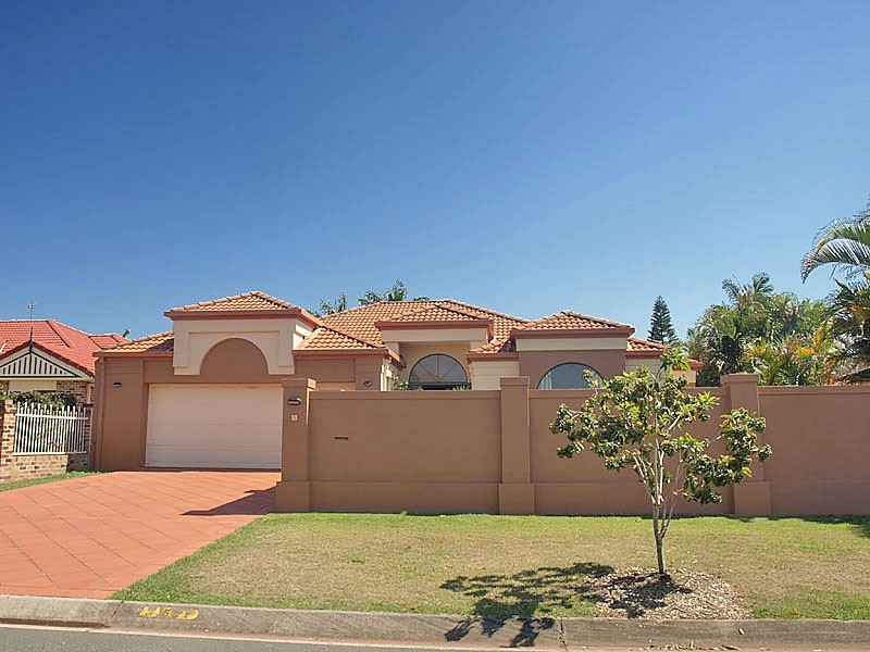 5 Renate Way, Benowa Waters QLD 4217
