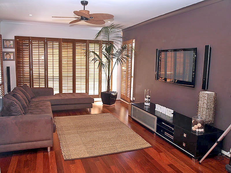 5 Renate Way, Benowa Waters QLD 4217