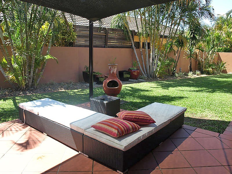 5 Renate Way, Benowa Waters QLD 4217