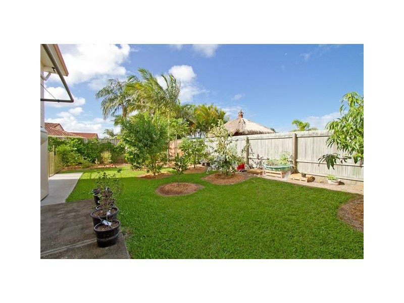 17 Forster Avenue, Sorrento QLD 4217
