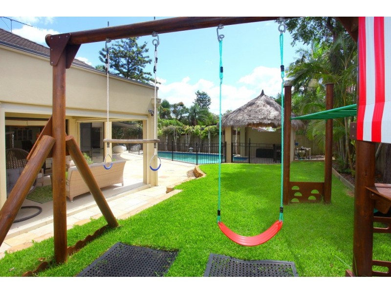 2/45 Winchester Street, Southport QLD 4215