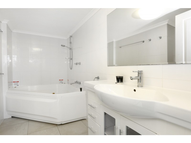 3D/510 Marine Parade, Biggera Waters QLD 4216