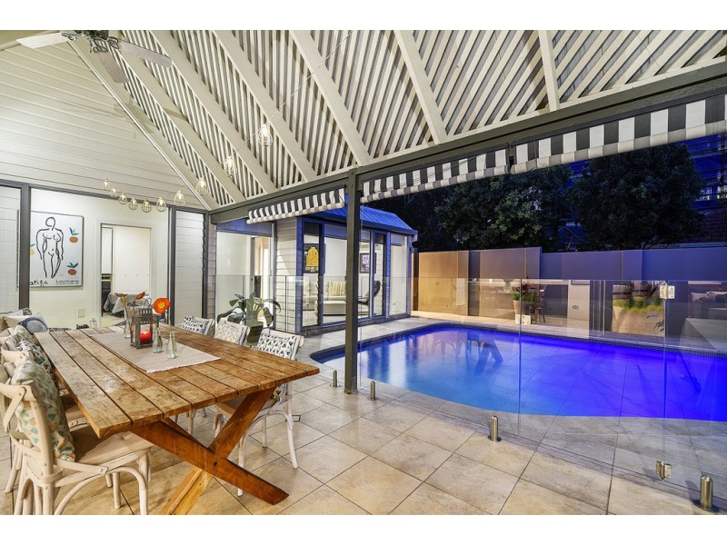 36 Bauer Street, Southport QLD 4215