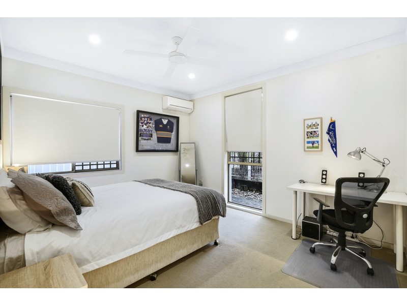 36 Bauer Street, Southport QLD 4215