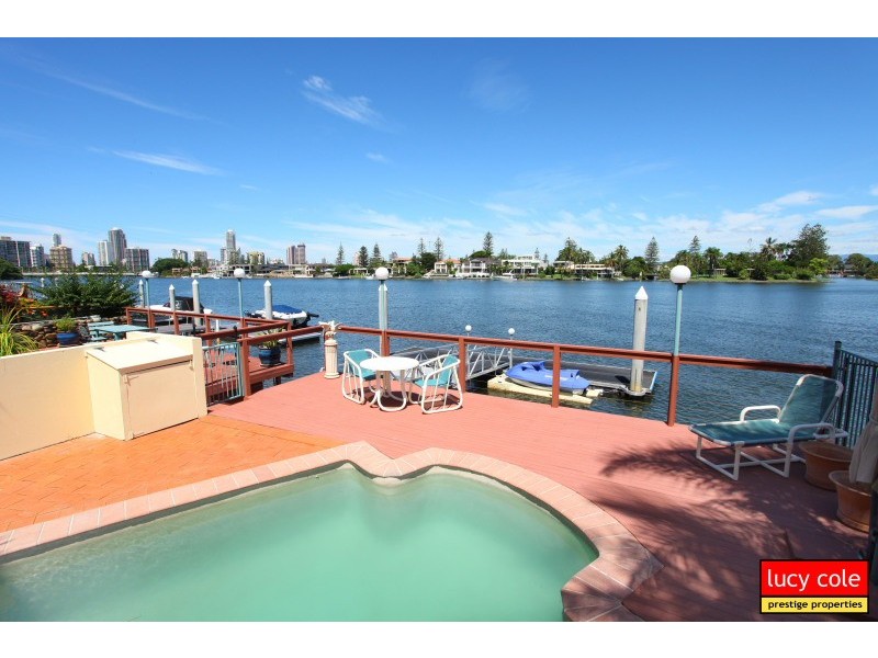 2/12 Sunset Blvd, Surfers Paradise QLD 4217