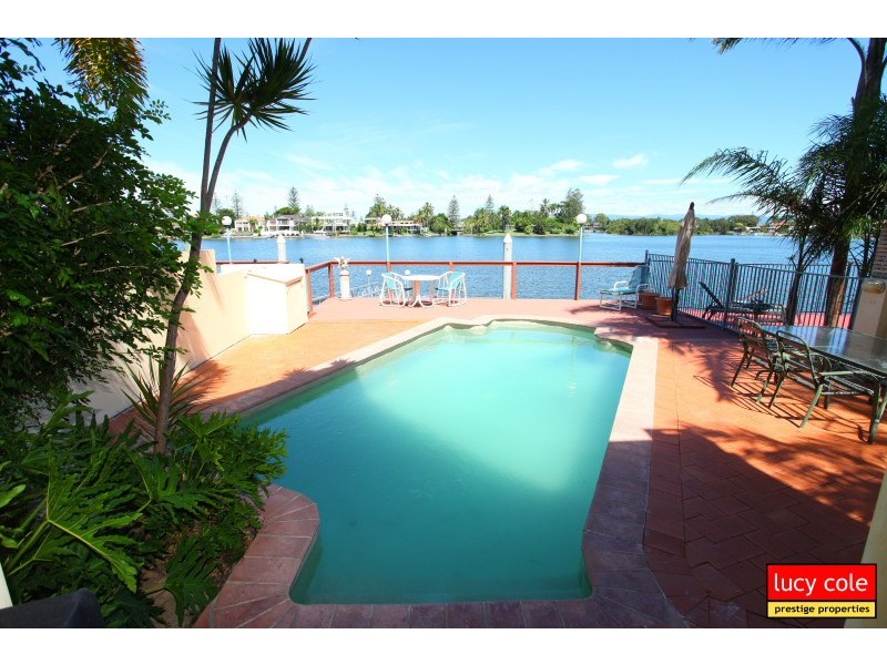 2/12 Sunset Blvd, Surfers Paradise QLD 4217