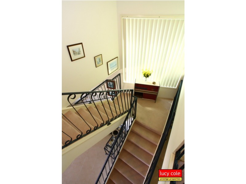 2/12 Sunset Blvd, Surfers Paradise QLD 4217