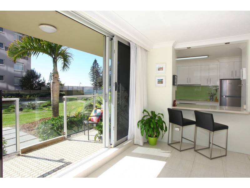 1J/150 ‘Hi Surf’ The Esplanade, Surfers Paradise QLD 4217