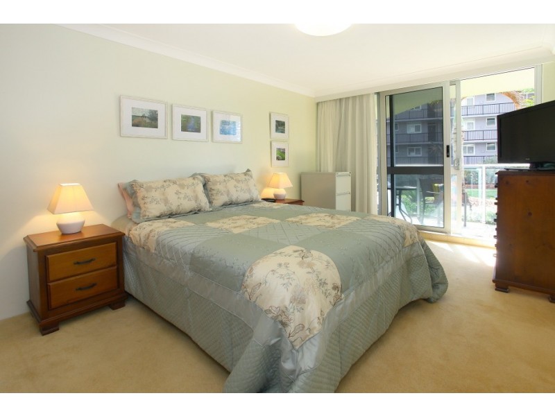 1J/150 ‘Hi Surf’ The Esplanade, Surfers Paradise QLD 4217