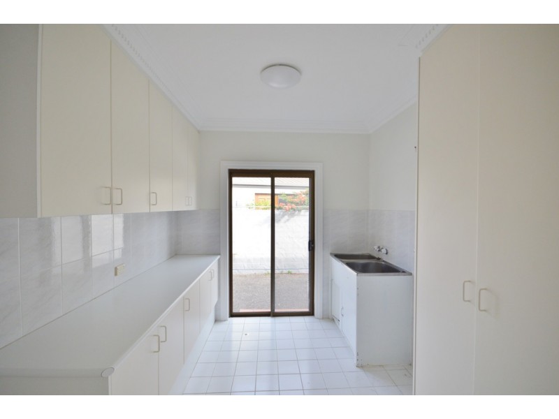 22 Binda Place, Bundall QLD 4217