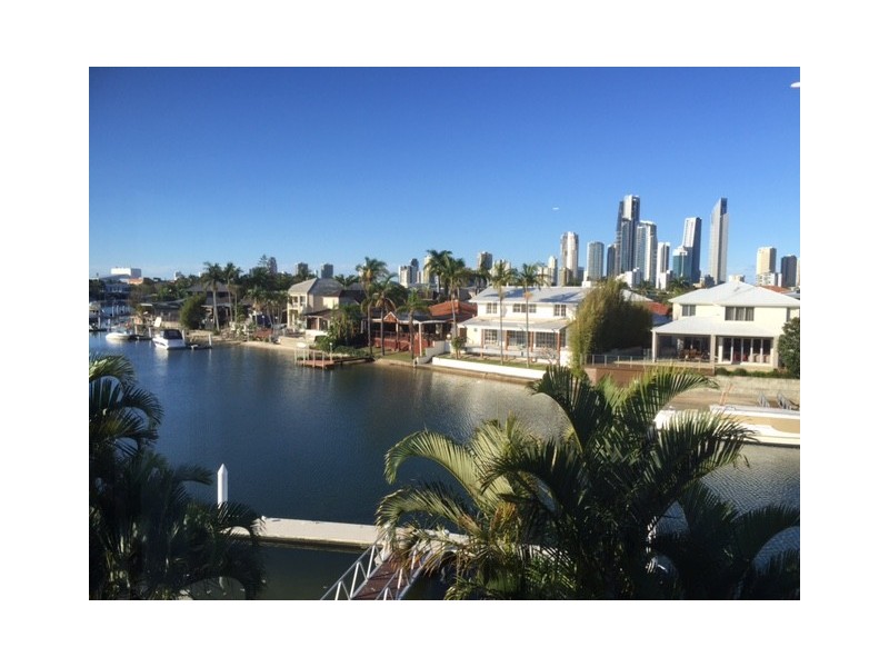 4/15A Vespa Crescent, Surfers Paradise QLD 4217