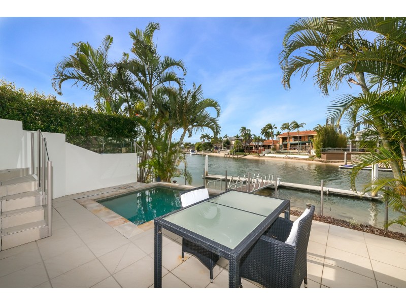 4/15A Vespa Crescent, Surfers Paradise QLD 4217