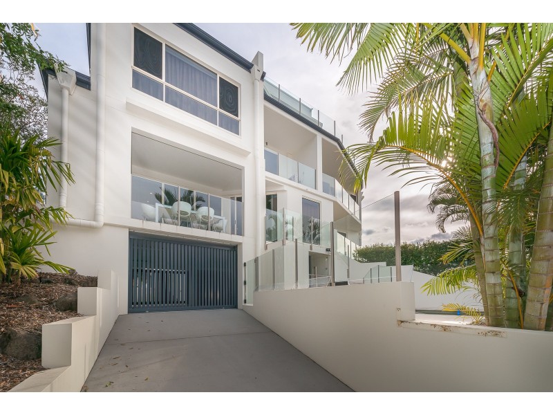 4/15A Vespa Crescent, Surfers Paradise QLD 4217