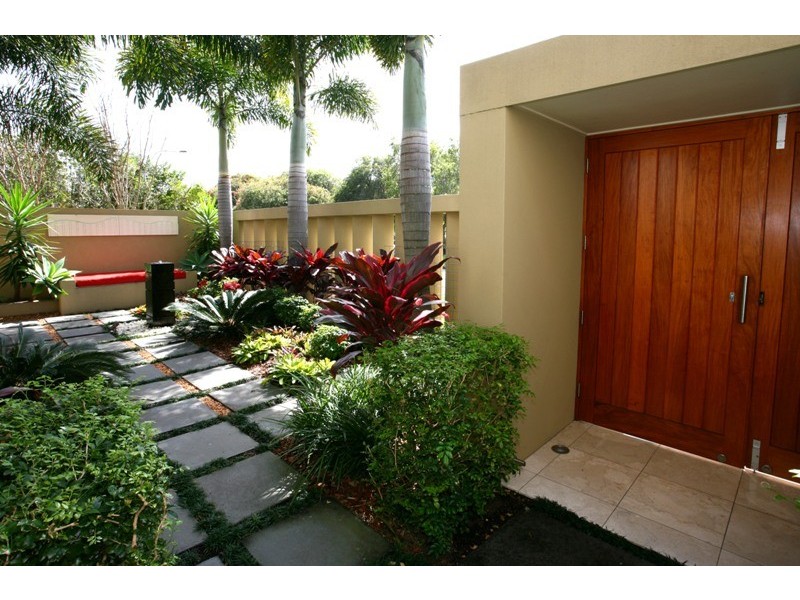 6 Biggs Place, Southport QLD 4215
