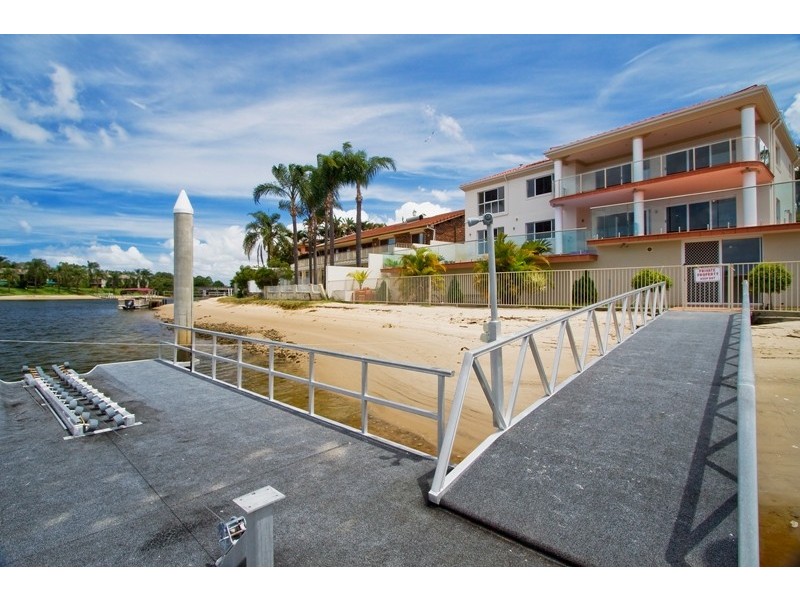 13 Intrepid Drive, Mermaid Waters QLD 4218