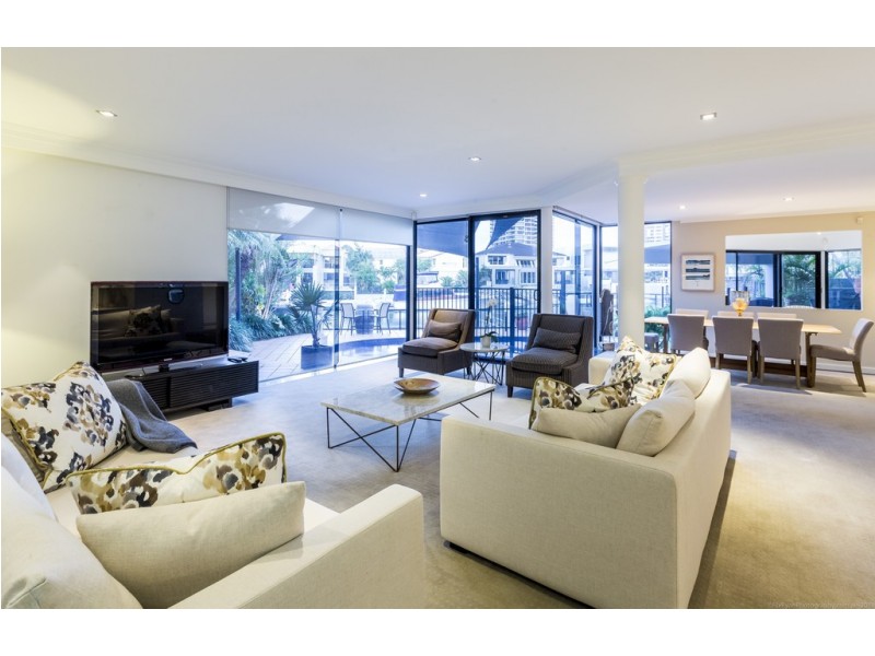 19 Buccaneer Court, Paradise Waters QLD 4217