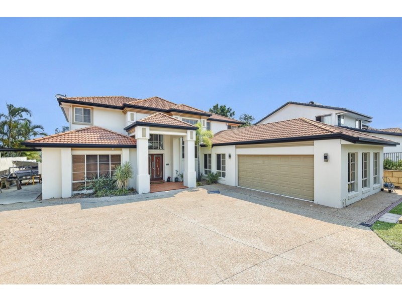 11 Riverbank Court, Ashmore QLD 4214